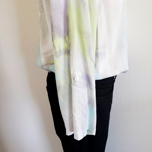 B NEW YORK Paint Splash Long Sleeve Pastel V-Neck Tunic Top--NWT--M - Picture 9 of 15